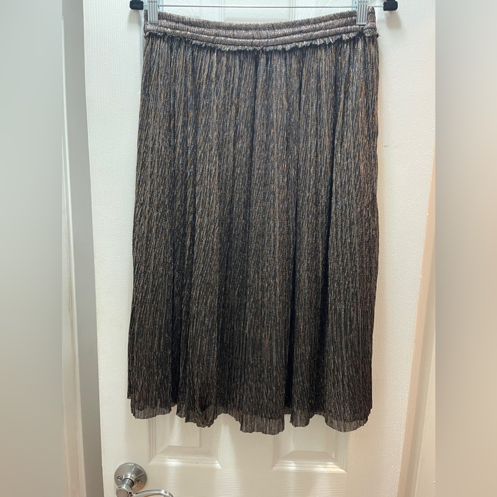 Shinny midi skirt